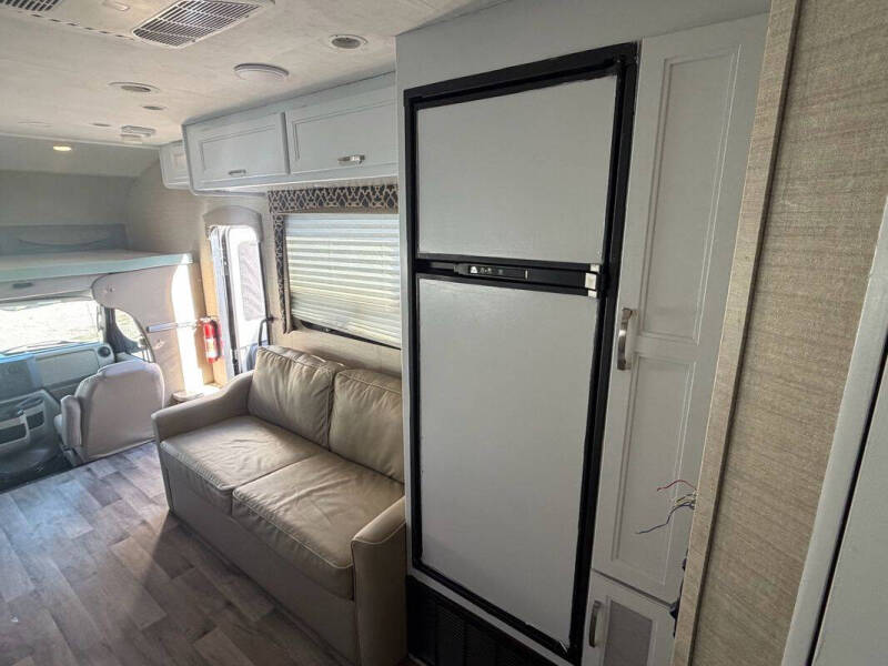 2019 Ford E-Series E-450 SD