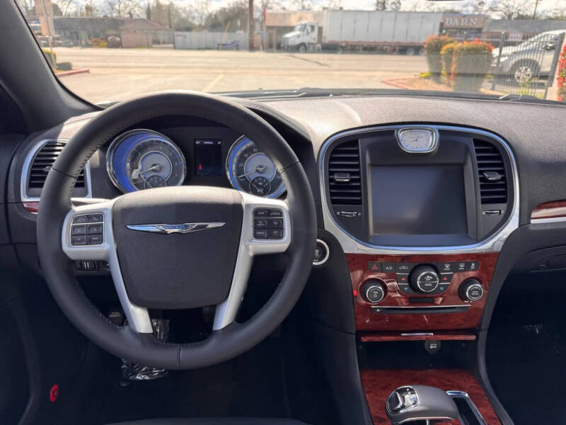 2014 Chrysler 300