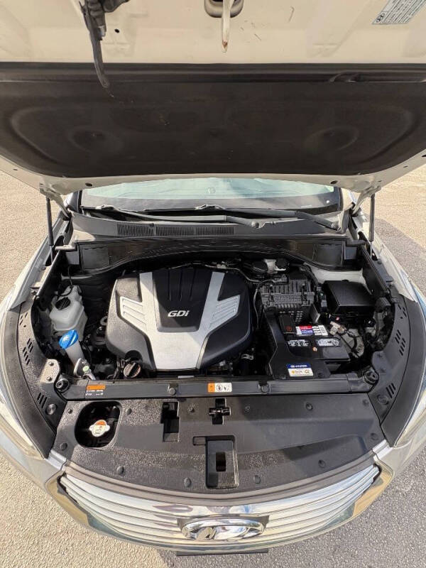 2018 Hyundai Santa Fe SE