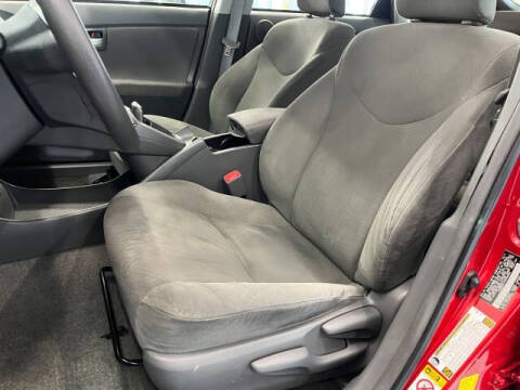 2011 Toyota Prius Five