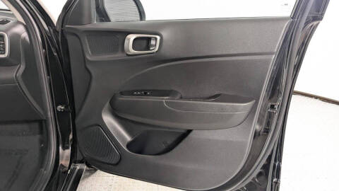 2022 Hyundai Venue SE