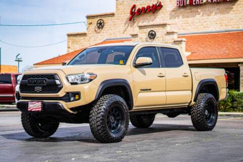2019 Toyota Tacoma for sale at Jerrys Auto Sales in San Benito TX