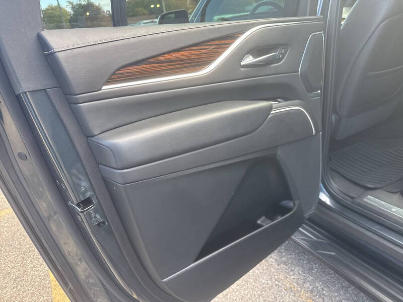 2021 Cadillac Escalade ESV Premium Luxury