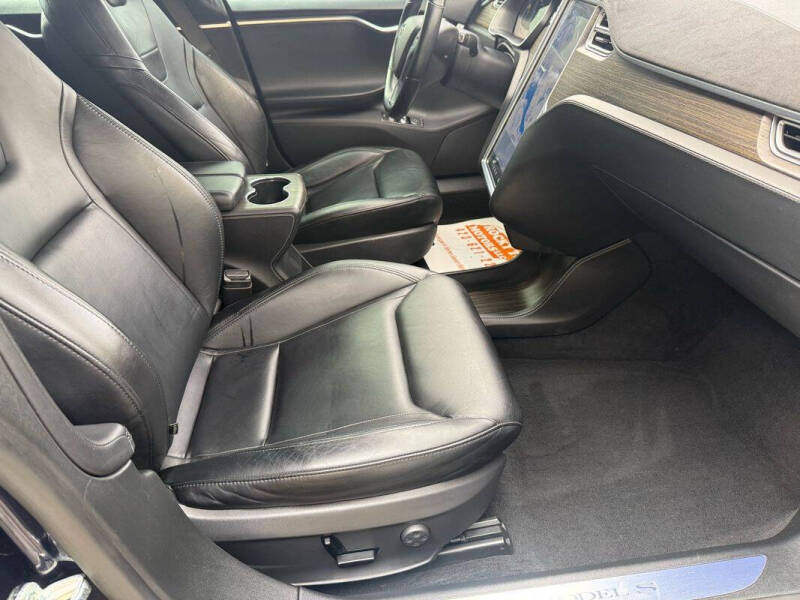 2015 Tesla Model S P85D