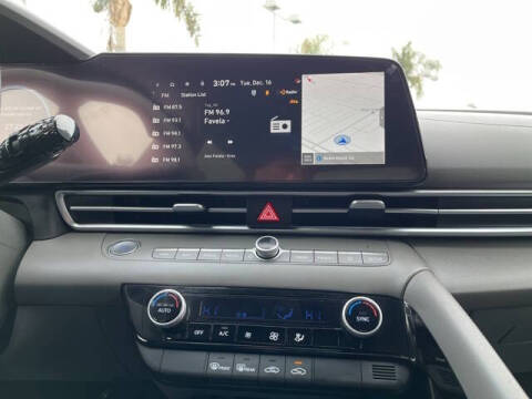 2024 Hyundai Elantra Hybrid Blue