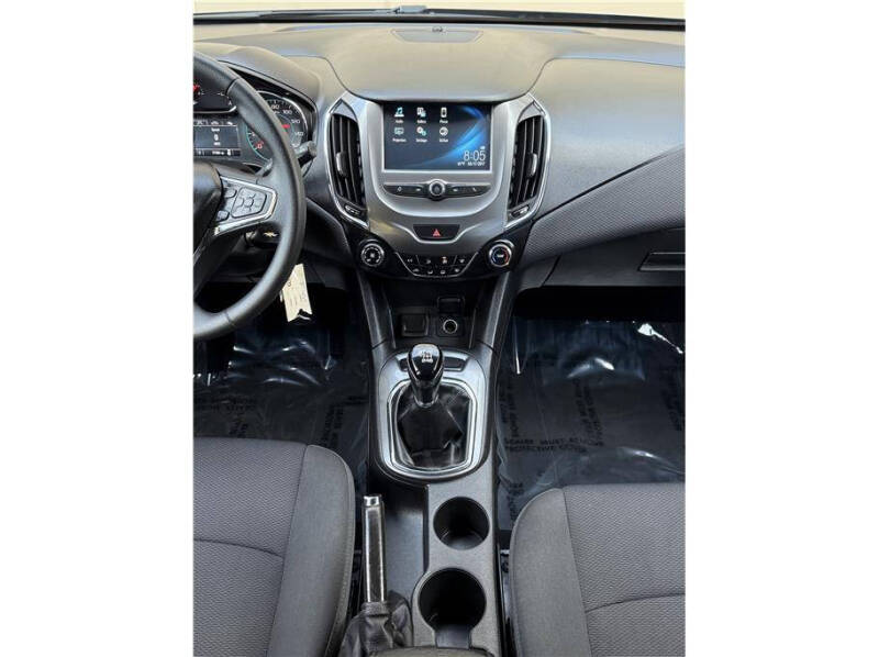 2017 Chevrolet Cruze LT Manual