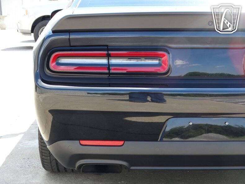 2015 Dodge Challenger SRT Hellcat