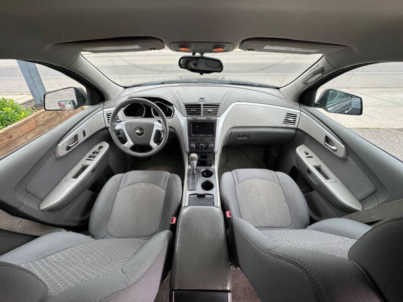2012 Chevrolet Traverse LS