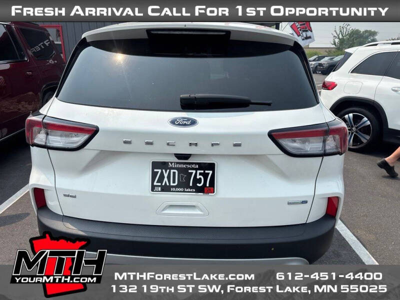 2020 Ford Escape SE