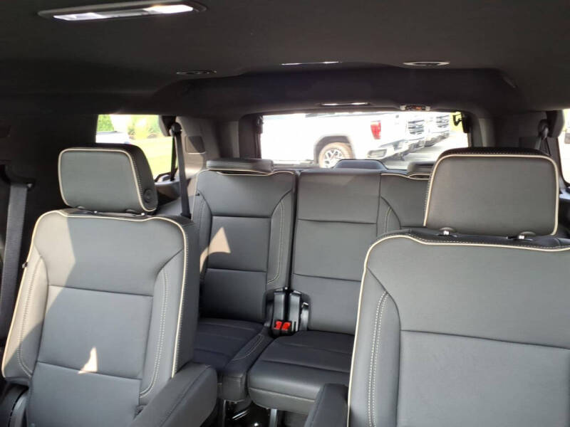 2024 GMC Yukon SLT