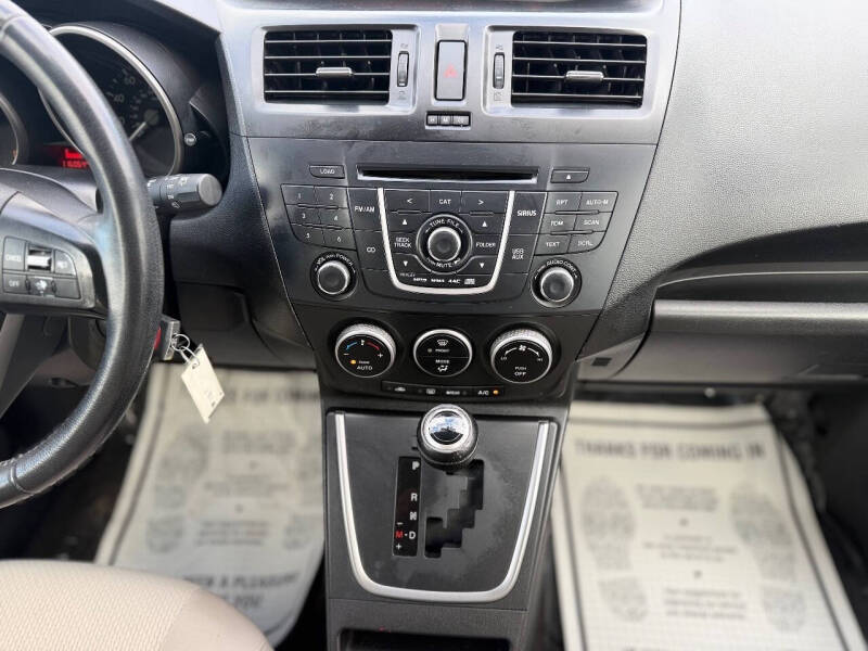 2013 Mazda MAZDA5 Touring