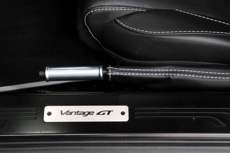 2016 Aston Martin V8 Vantage GT