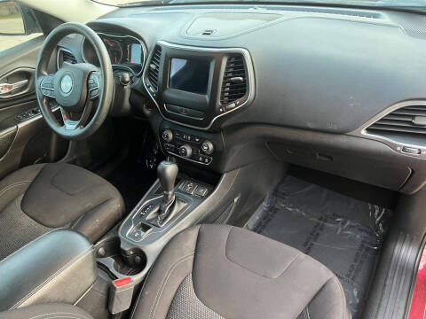 2019 Jeep Cherokee Latitude