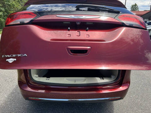 2020 Chrysler Pacifica Touring
