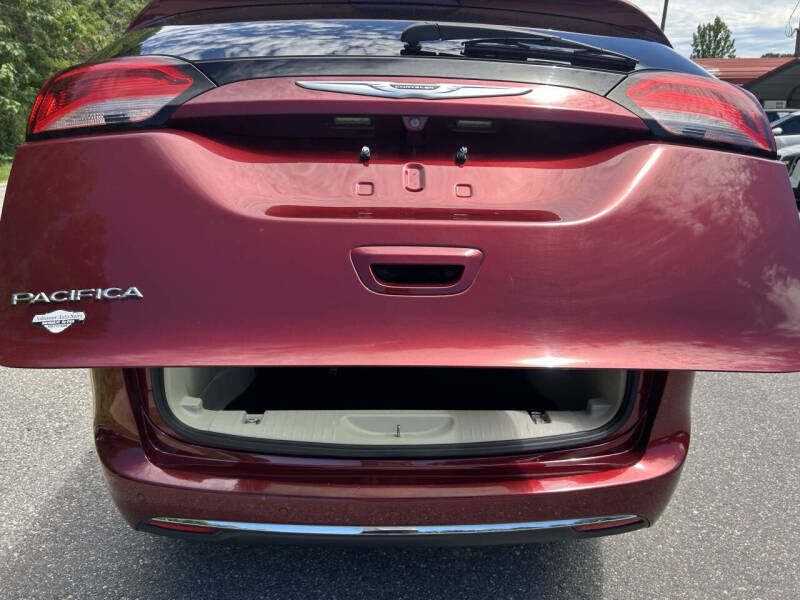 2020 Chrysler Pacifica Touring