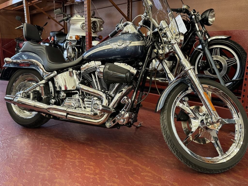 2003 Harley-Davidson® FXSTDI - Softail® Deuce I 14