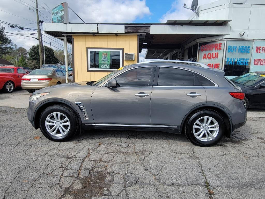 2013 INFINITI FX37 for sale at DAGO'S AUTO SALES LLC in Dalton, GA