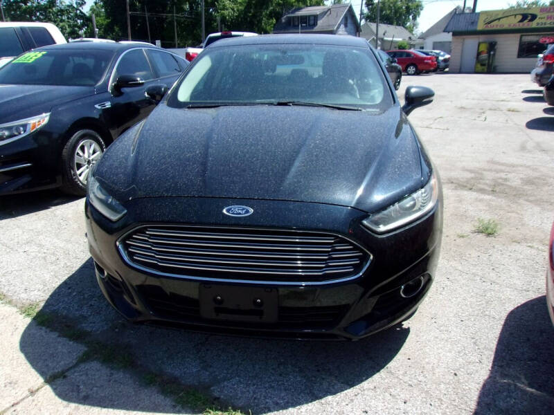 Ford Fusion's photo