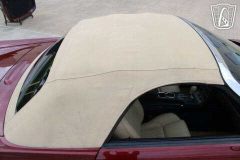 2004 Ford Thunderbird Deluxe