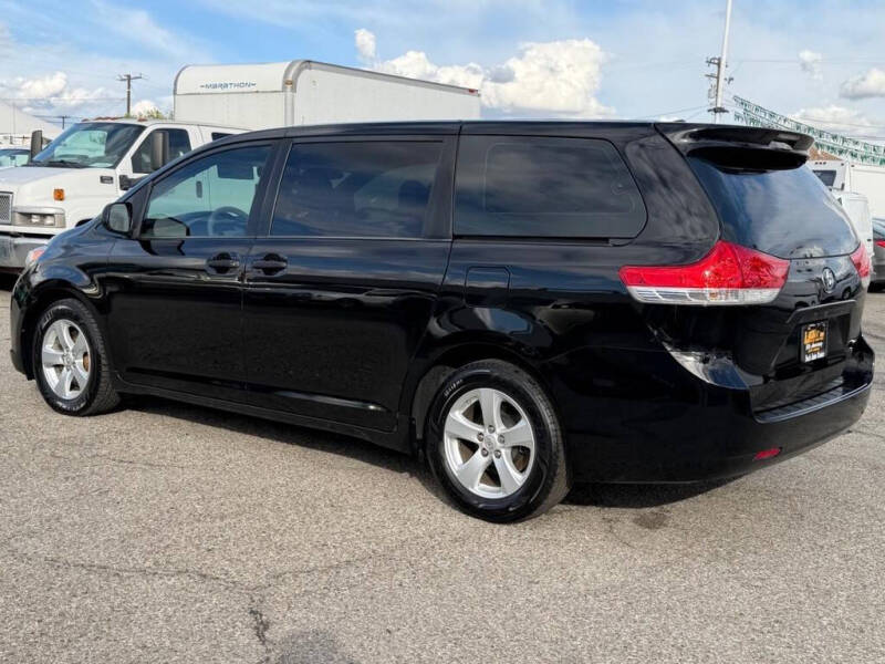 2014 Toyota Sienna L 7-Passenger