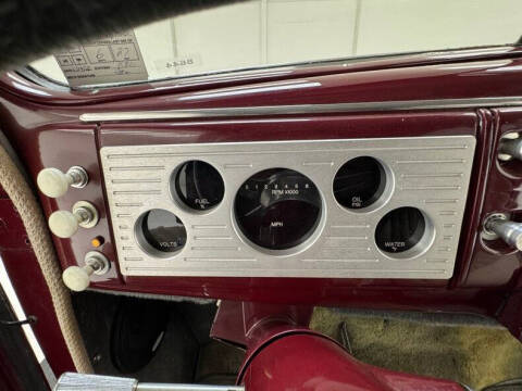 1939 Ford Deluxe