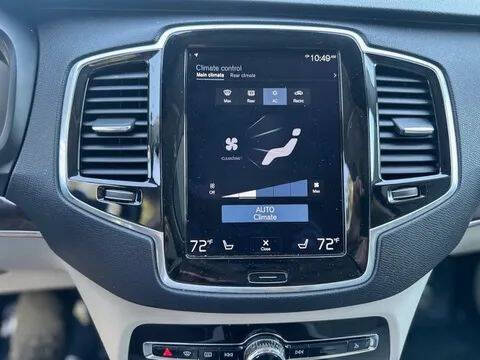 2017 Volvo XC90 T6 Momentum