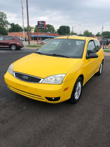 2006 Ford Focus for sale at Gator's Auto Sales in Garland TX