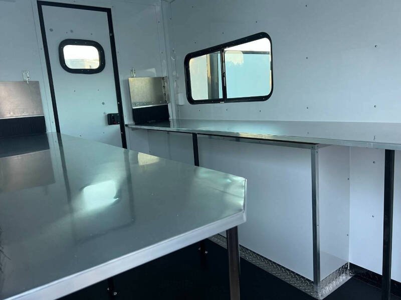 2026 Cargo Craft 6X12 FIBER OPTIC SPLICER