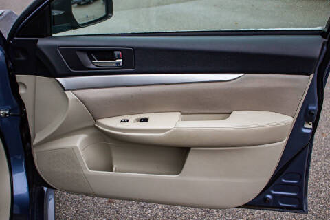 2014 Subaru Legacy 2.5i