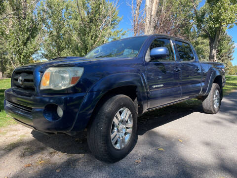 2006 Toyota Tacoma for sale at BELOW BOOK AUTO SALES in Idaho Falls ID