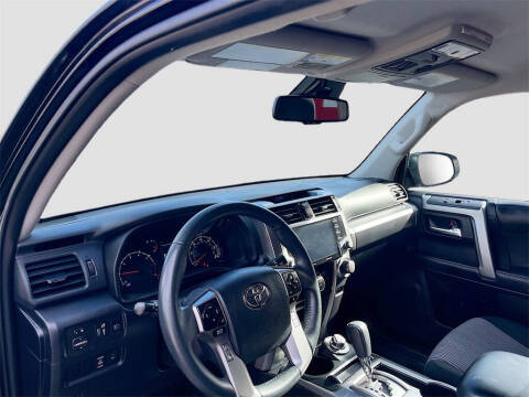 2022 Toyota 4Runner SR5