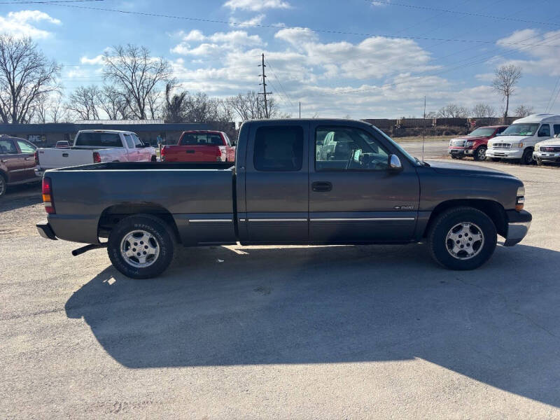 2000 Chevrolet Silverado 1500 LS