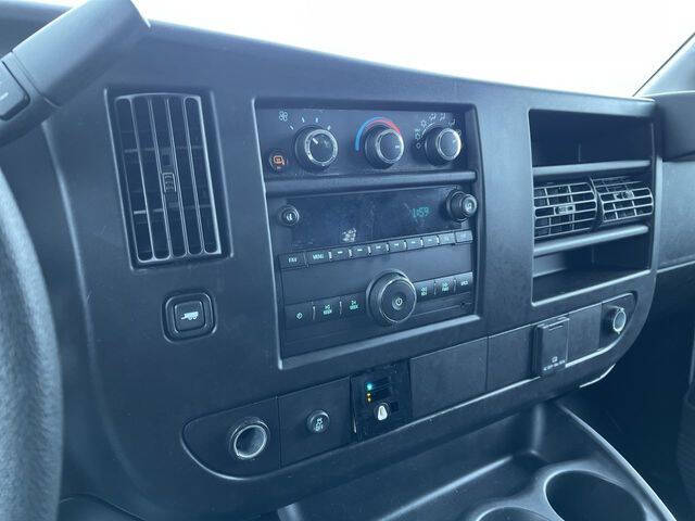 2024 Chevrolet Express 2500