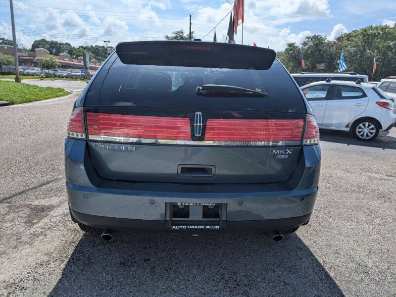 2010 Lincoln MKX Base photo 2