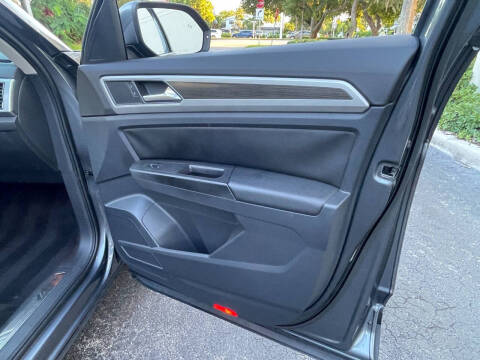 2018 Volkswagen Atlas V6 SEL