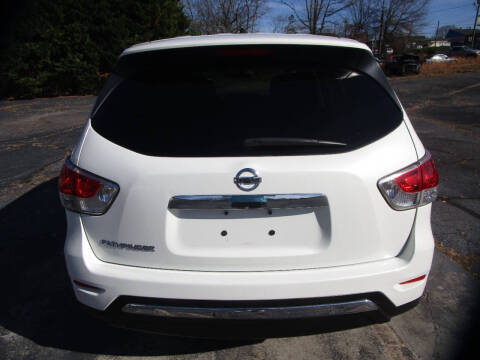 2014 Nissan Pathfinder S