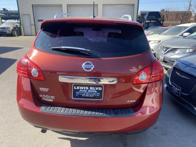 2014 Nissan Rogue Select S