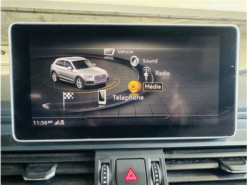 2018 Audi Q5 2.0T quattro Premium Plus