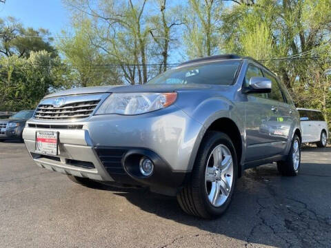 2009 Subaru Forester for sale at Auto Outpost-North, Inc. in McHenry IL