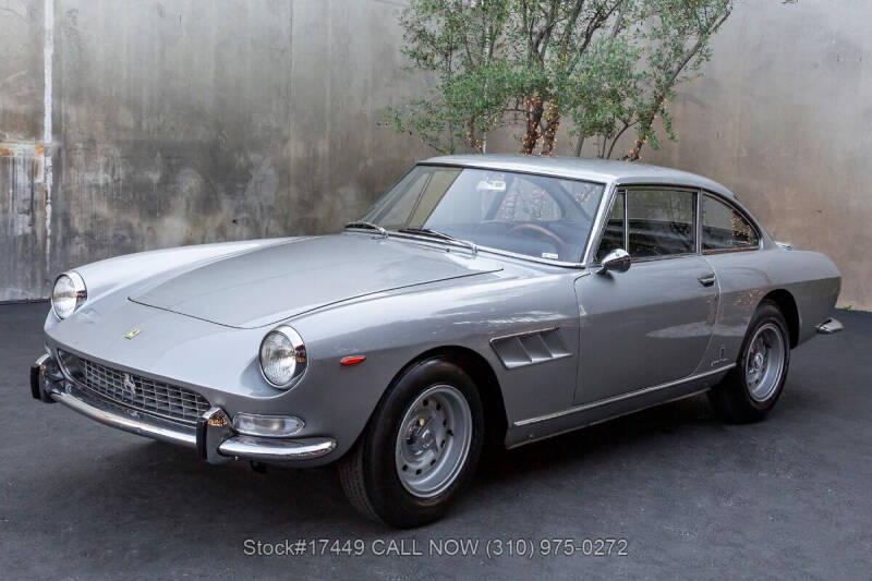1967 Ferrari 330 GT