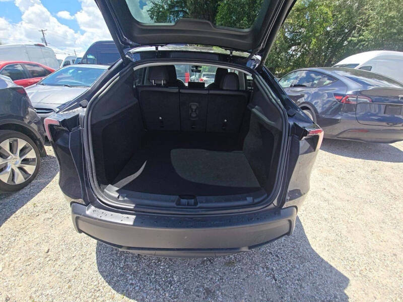 2026 Tesla Model Y Premium