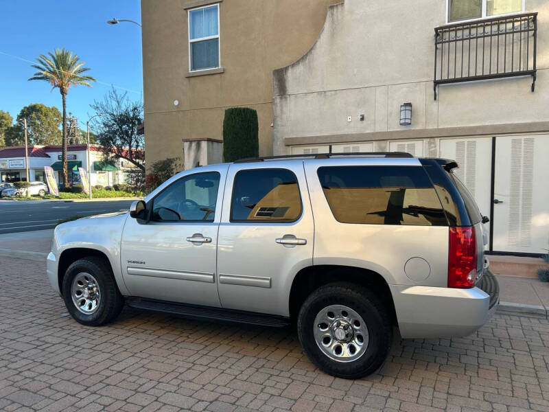 2011 GMC Yukon SLE
