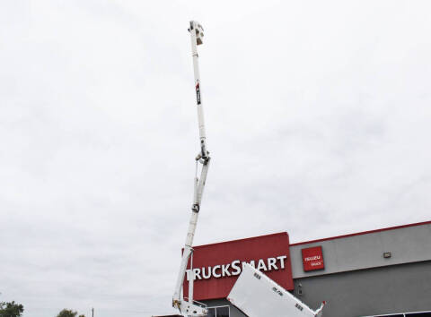 2023 Freightliner M2 106