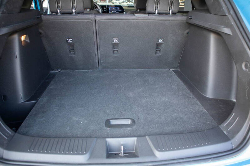 2025 Chevrolet Trax RS