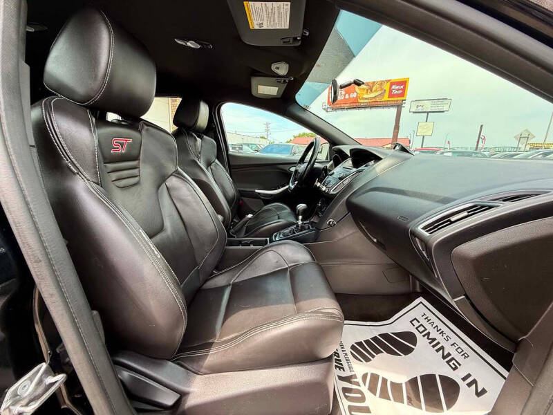 2017 Ford Focus ST