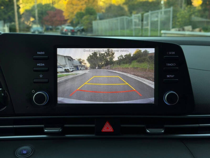 2022 Hyundai Elantra Hybrid Blue