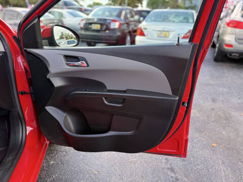 2015 Chevrolet Sonic LT Auto