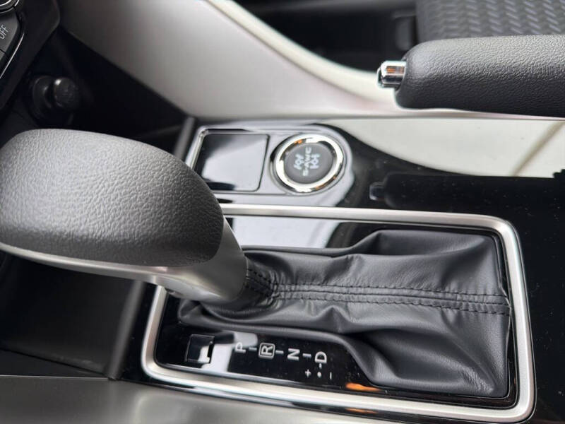 2026 Mitsubishi Eclipse Cross ES