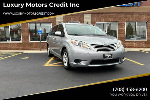 2015 Toyota Sienna for sale at Luxury Motors Credit, Inc. in Bridgeview IL