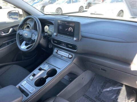 2023 Hyundai Kona Electric SE